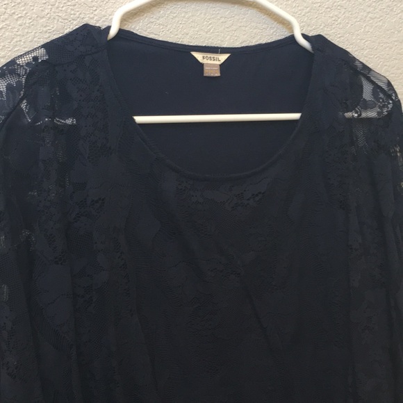 Fossil blouse navy size medium - Picture 2 of 4
